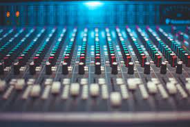 Kids, beginners, and adults are welcome. The Los Angeles Recording School Audio Music Production Degrees