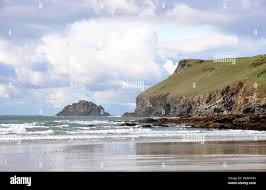 Polzeath beach pentire headland hi-res stock photography and images - Alamy
