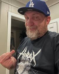 Mike Vanek (@mikevaneksucks) • Instagram photos and videos