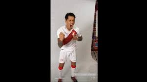 Le migliori bacheche di anna lapadula. Gianluca Lapadula Se Puso La Blanquirroja En La Sesion De Fotos Bhtv Bhtv