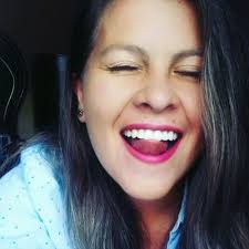 Daniela Caro (@DanielaCaroF)