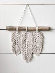 Bohemian macrame wall hanging diy feathers cut out pattern. Pin Auf Macrame And Knots