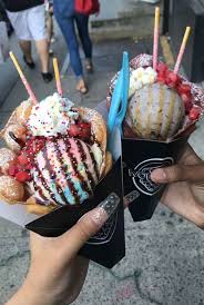 La Nourriture De Rue En Dessous De 2 Devrait Essayer En Venant A Hanoi Food Cravings Yummy Food Love Food