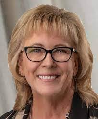 Cathy Hogle's Instagram, Twitter & Facebook