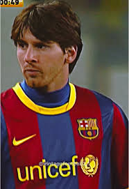 Messi Tapping His Chest 2011