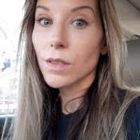 Heather Robitaille's Instagram, Twitter & Facebook