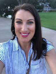 Andrea Marchant's Instagram, Twitter & Facebook