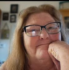 Wait for it 🥹❤️ Today a 14 years old girl asked me if she can sing but I  didn't expect her voice to sound like this 🤯 ft. Lucie Barbara Pravi  #piano #