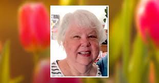 Darla Munson's Instagram, Twitter & Facebook