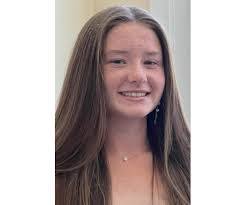 Stephanie Ardito's Instagram, Twitter & Facebook