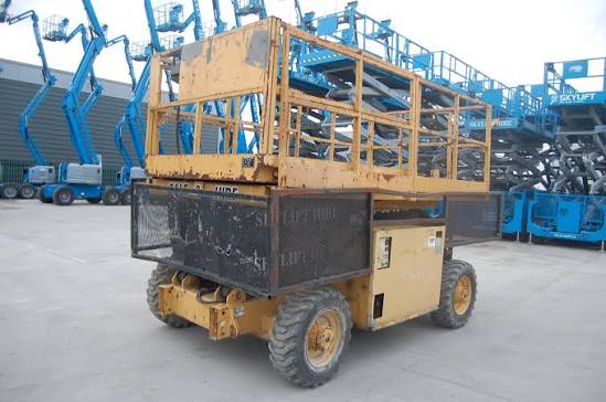 Grove SM3884E Aerial Lift