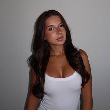 Lucia Correa - YouTube