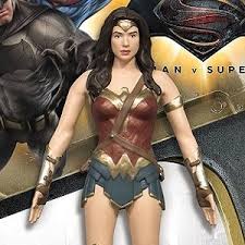R evealed the first official photo of actress gal gadot in the gear she'll be sporting as wonder woman in the studio's highly. Batman V Superman Dawn Of Justice Wonder Woman 5 5 Inch Bendable Figure Completed Hobbysearch Anime Robot Sfx Store