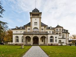 Dazu wählen sie als stadt darmstadt, als rubrik haus und anschließend die mietart aus. Georg Christoph Lichtenberg Haus Technische Universitat Darmstadt