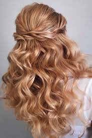 Think gold, honey, amber, caramel, strawberry, and butterscotch as the delicious pillars of warm blonde hair color. 30 Shades Of Sunny Honey Blonde To Lighten Up Your Hair Color