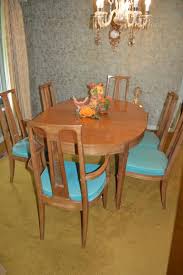 We have a drexel triune dinning table with the three leaves, all the pads that get layed on top to protect them, four chairs and the two chairs with i have an oval drexel triune dining room table and 6 chairs for sale. Auction Ohio Drexel Mid Cent Table Chairs
