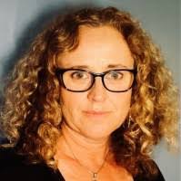 Fran Curtin's Instagram, Twitter & Facebook