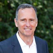 Peter Rottier's Instagram, Twitter & Facebook