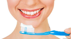 دراسة غسل الأسنان بانتظام يقلل من خطر الأزمات القلبية منوعات نافذة Dw عربية على حياة المشاهير والأحداث الطريفة Dw 02 12 2019