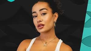 Marina Rivers no se atreve a jugar un dos contra dos en la Queens League