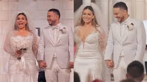 Chiquis rivera compartió en su canal de youtube detalle de su boda. Es Definitivo Chiquis Rivera Se Divorcia De Lorenzo Mendez