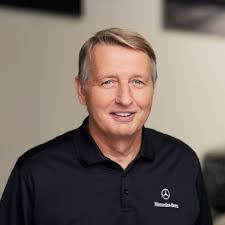 Meet the Entire Staff at W.I. Simonson