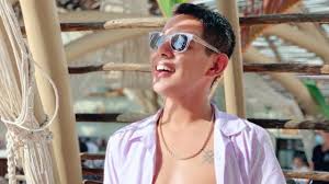 Raymix, esteman, erika vidrio, and jhonny caz of grupo firme have all been confirmed for billboard's 2021 latin music week returning to miami in september. Rrfr9lqv5wjkem