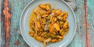 Persiapkan dulu bahan dan bumbu yang akan 1 papan pete, kupas. 7 Resep Olahan Kerang Lezat Dan Bergizi Mudah Dipraktikkan Merdeka Com Line Today