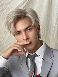 Denis Dang: "Holy drama" millions of views caused a fever in China and  noisy plagiarism with continuous scandals?