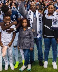 Yosmer davis & alonso — rock it (extended mix) by dragon_sky 03:50. Alphonso Davies Wiki 2021 Girlfriend Salary Tattoo Cars Houses And Net Worth