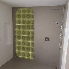 Daneben gibt es noch drei weitere möglichkeiten, den look eures badezimmers zu ändern. Beschichtung Auf Alte Fliesen Malerbetrieb Meisterwerkmalerbetrieb Meisterwerk