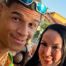 Stream IGUAL ELISA SANCHES