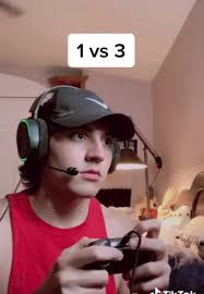 Edinburgh night 3- 🏴󠁧󠁢󠁳󠁣󠁴󠁿 snapped this and hoping he's in this  group. South stand 10 and there's a really cool video I got too with him  and his mate. Had a bucket