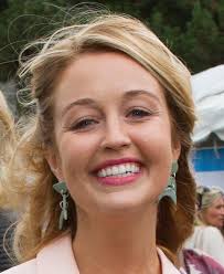 Kate Corbett's Instagram, Twitter & Facebook