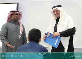 العام الدراسي الجديد سيكون 3 فصول ويتضمن 12 إجازة. Ø£Ø®Ø¨Ø§Ø± 24 ÙˆØ²ÙŠØ± Ø§Ù„ØªØ¹Ù„ÙŠÙ… ÙŠÙˆØ¬Ù‡ Ø±Ø³Ø§Ù„Ø© Ù„Ù…Ù†Ø³ÙˆØ¨ÙŠ ÙˆÙ…Ù†Ø³ÙˆØ¨Ø§Øª Ø§Ù„ÙˆØ²Ø§Ø±Ø© Ø¹Ù„Ù‰ Ø§Ù„Ø¬ÙˆØ§Ù„ ÙˆÙ‡ÙƒØ°Ø§ ØªÙØ§Ø¹Ù„ÙˆØ§ Ù…Ø¹Ù‡Ø§