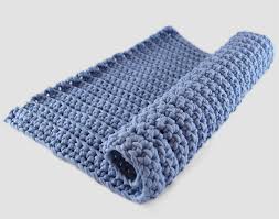 Gehakelter Laufer Badematte Teppich Hellblau Von Unicus Shop Einzigartiges Handgemacht Auf Dawanda Com Teppich Hakeln Teppich Hellblau Hellblau