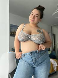 Trixy Taylor - Free nude pics, galleries & more at Babepedia