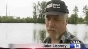 Goose found tangled in fishing line