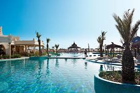 Enkele herstellingswerken uit te voeren in het hele complex. Hotel Riu Karamboa All Inclusive Hotel Praia De Salines