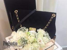 Mengikut adat melayu, barang hantaran tunang hendaklah diberi mengikut bilangan ganjil dan barang daripada pihak perempuan hendaklah lebih sikit daripada pihak lelaki. Senarai Barang Hantaran Yang Selalu Pengantin Sediakan Pesona Pengantin