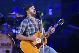 Huntin', fishin' and lovin every day by luke bryan very simple, same chord progression the entire song. Luke Bryan Huntin Fishin Lovin Everyday Chords