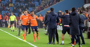 Haftasının kapanış maçında medipol başakşehir ile trabzonspor karşı karşıya geldi. Dev Macta Kazanan Basaksehir Trabzonspor Basaksehir Kac Kac