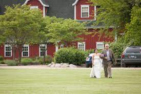 Illinois Wedding Packages Central Il Wedding Specials Champaign Illinois Weddings Outdoor Wedding In Illino Outdoor Wedding Wedding Specials Wedding Package