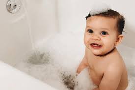 While water intoxication does not happen often, it's vital to be aware of what causes this deadly condition and know signs to watch for if your baby does drink a large amount of water. 6 Best Bubble Bath Of 2021