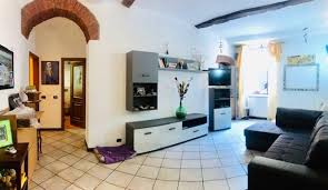 Affittasi bilocale in zona residenziale a sarzana in ottima posizione, arredato e comodo a tutti i servizi. Appartamenti In Vendita A Sarzana Zona Centro Storico Pcase It