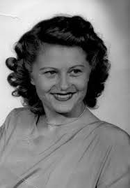 Wilma Leach's Instagram, Twitter & Facebook