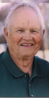 Maxine Hood's Instagram, Twitter & Facebook