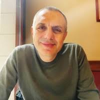 300+ perfiles de «Yenal»