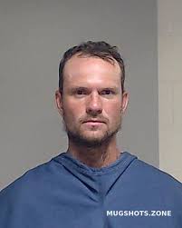 HEMINGWAY DANIEL JAMES 01/07/2022