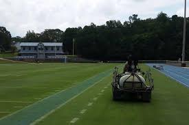 We know the value of your lawn's first impression. Lawn Care Lawn Fertilizer Services Greenville Sc